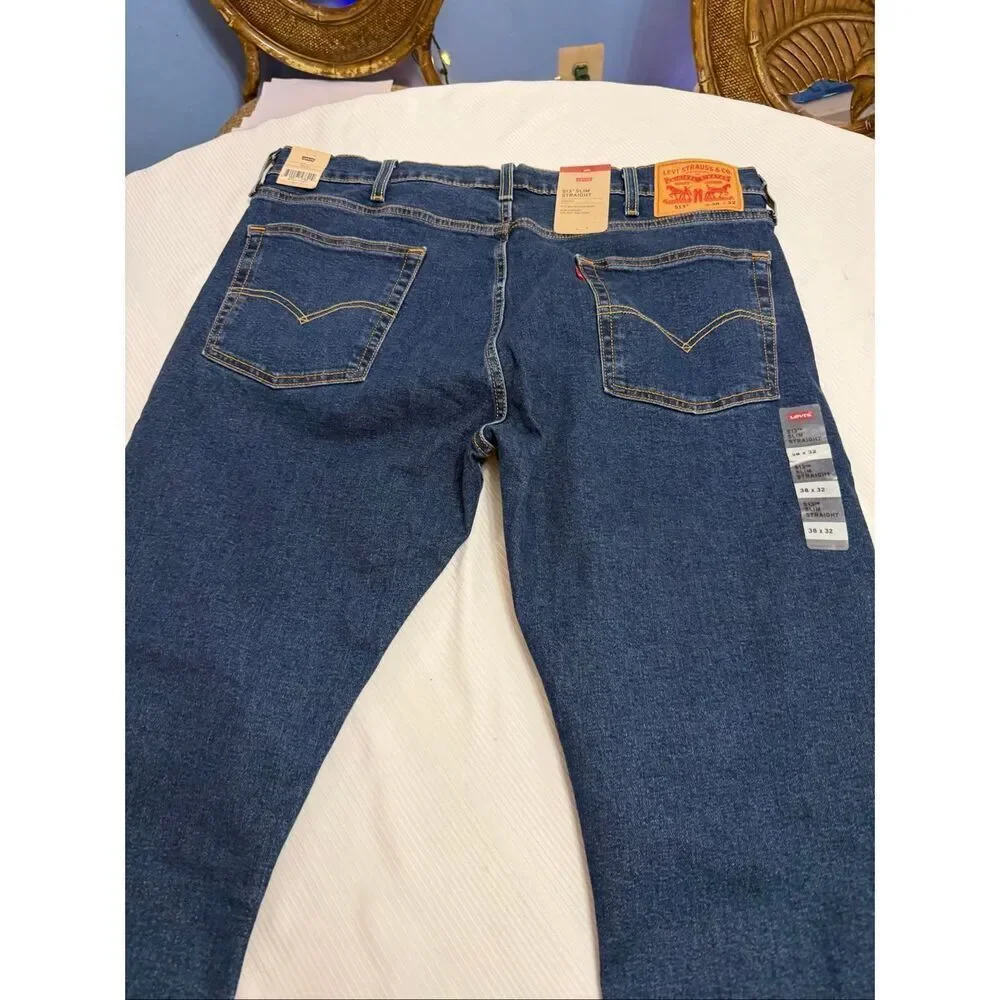 NWT Levi’s Men’s 513 Slim Straight Denim Jeans Size 38 X 32 New